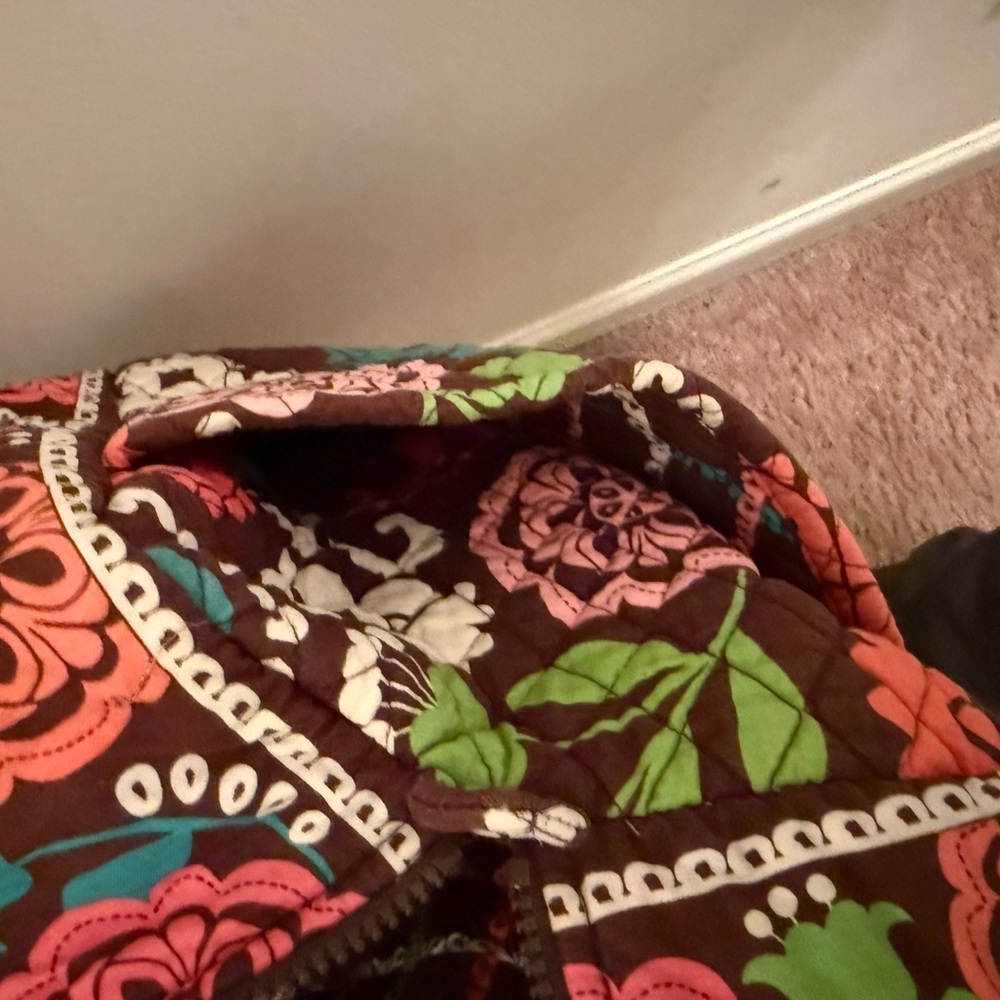 Vera Bradley duffle bag - Picture 4 of 5